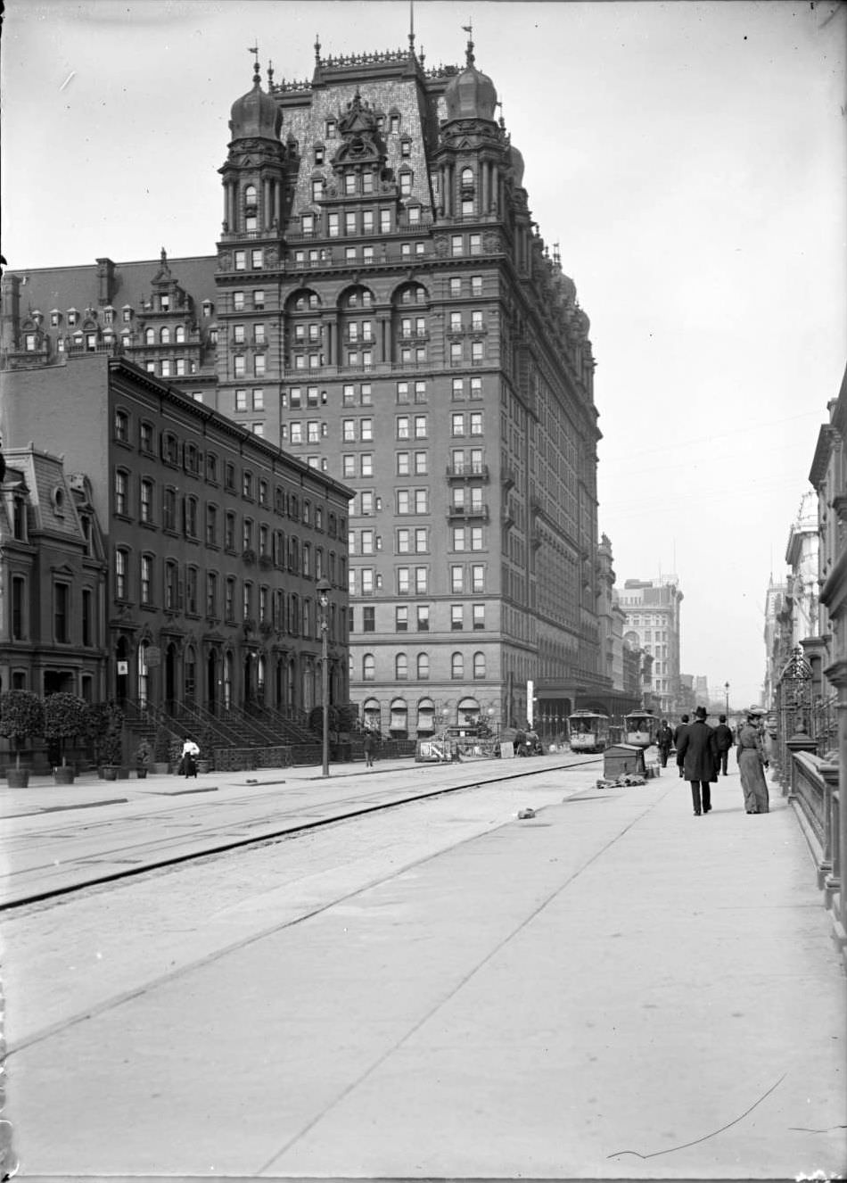 Waldorf-Astoria Hotel, Looking Down Fifth Avenue, 1903.