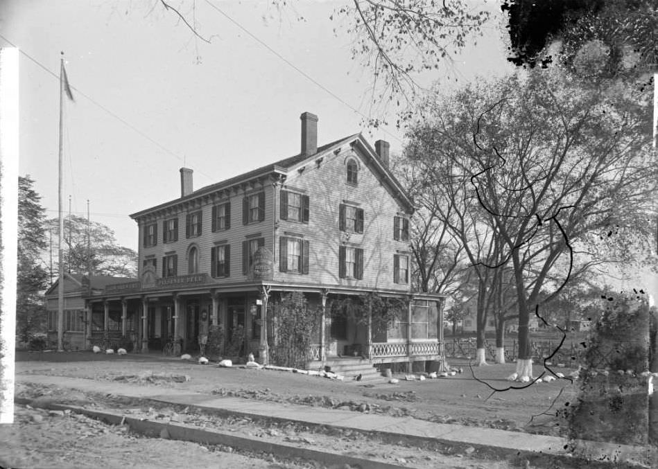 Henry Dickert'S Old Point Comfort Hotel, 4018 Boston Road, Eastchester, Bronx.