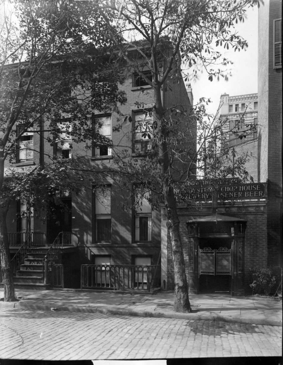 Manhattan: Academy Hotel (Lane Brothers) With Oyster House To Right.