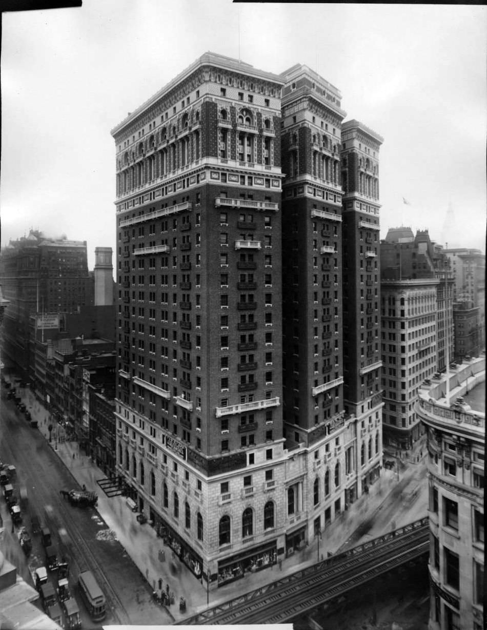Manhattan: Hotel Mcalpin, 34Th Street And Sixth Avenue.