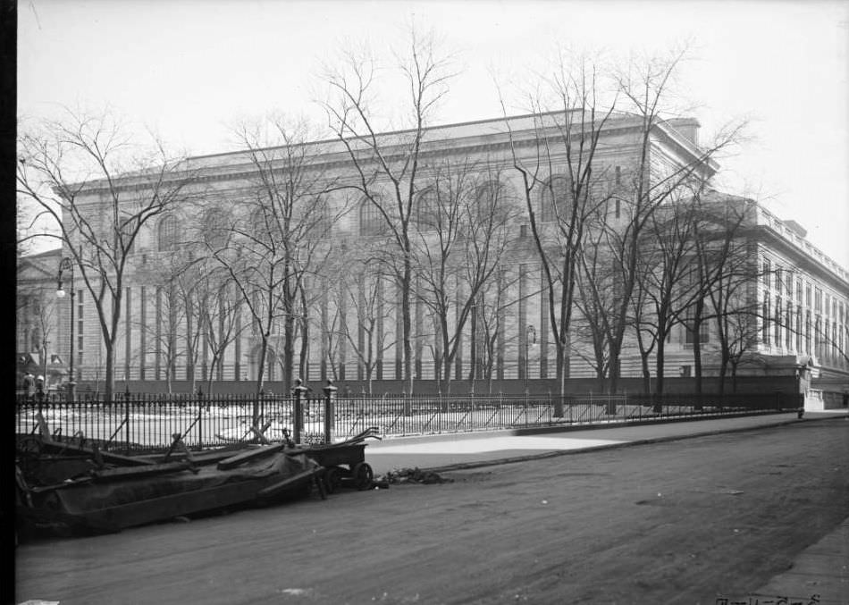 Rear View Of The New York Public Library And Bryant Park, New York City, 1910S.