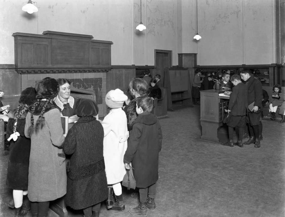 Information Desk And Card Catalog For The Children'S Branch Of The Brownsville Branch Of The Brooklyn Public Library, 1914.