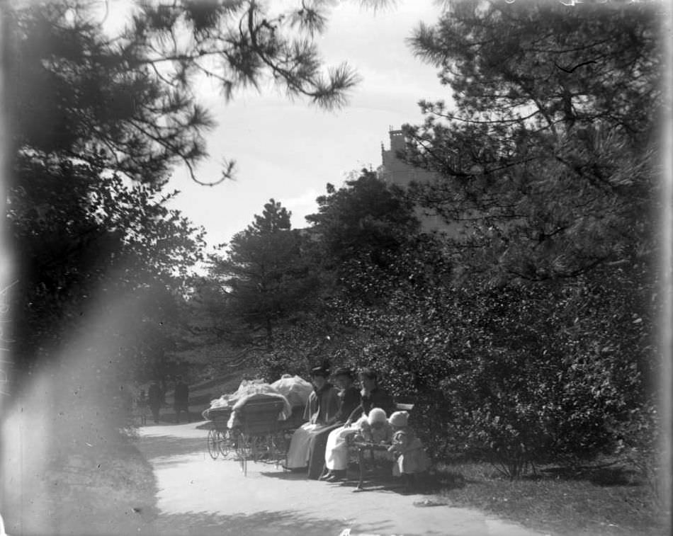 Three Women And Their Babies Seated On A Bench In Central Park, New York City, 1900S.