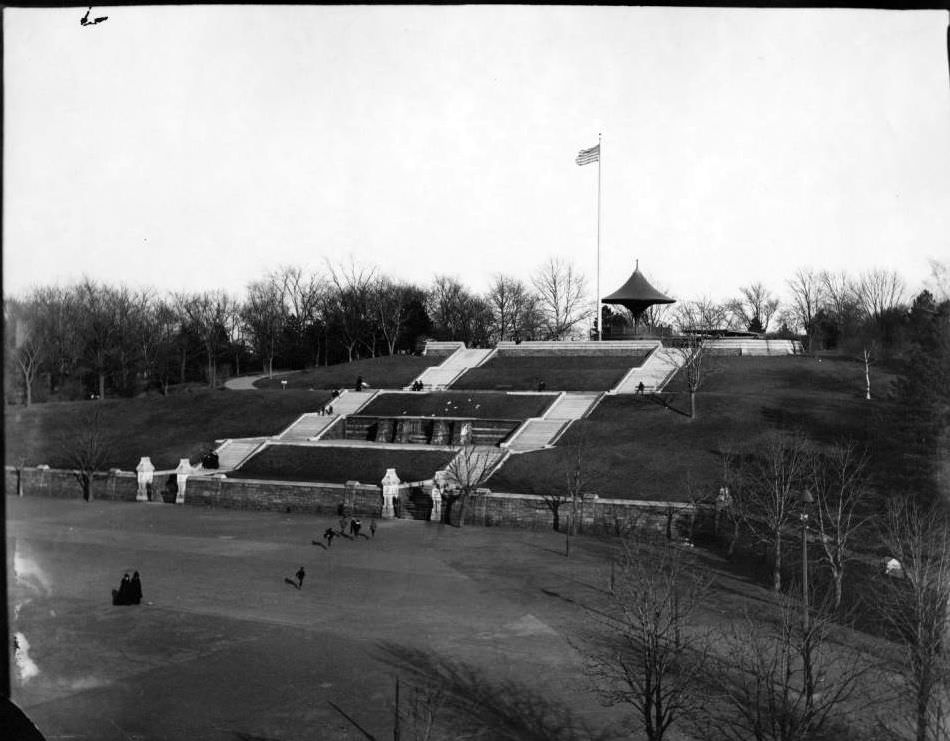 Myrtle Avenue Entrance To Fort Greene Park, Brooklyn, 1900.