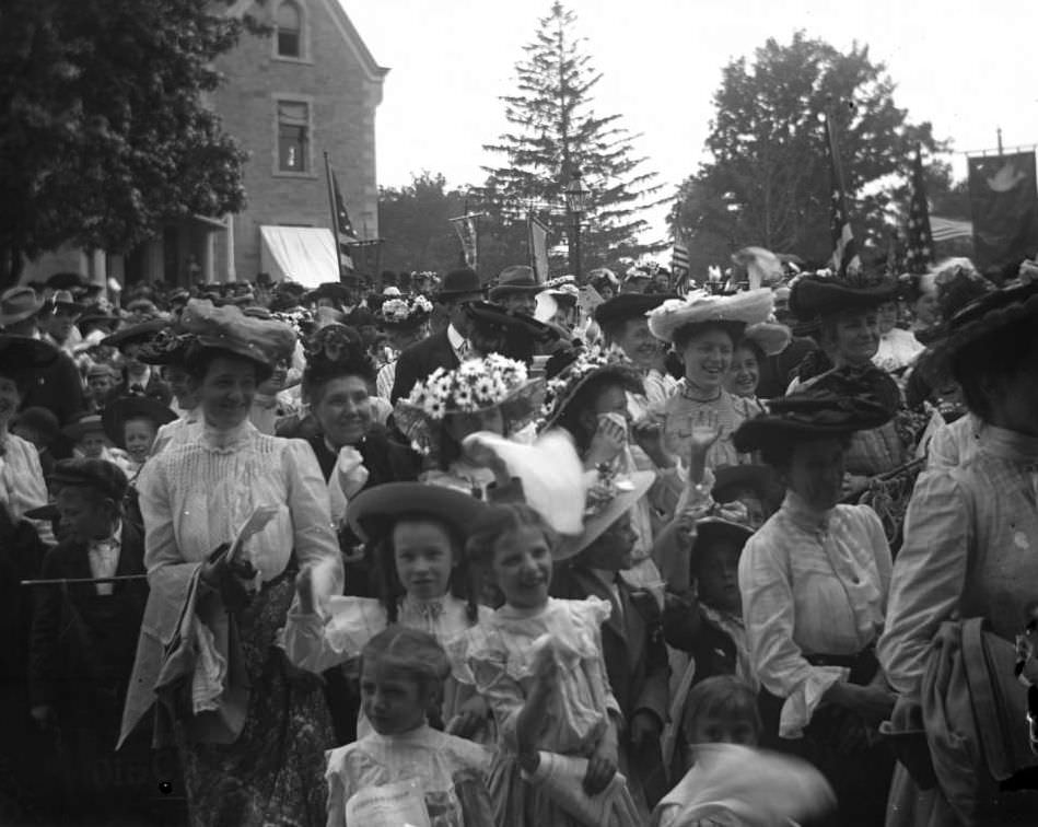 Sunday Schools Parade In Claremont Park, Bronx, 1903.