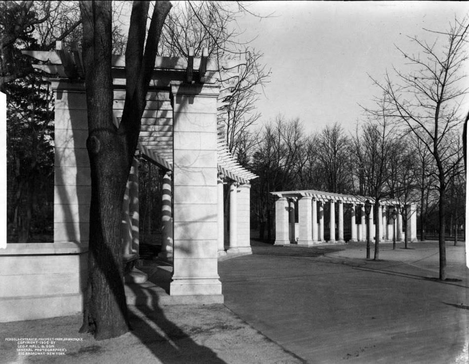 Pergola Entrance, Prospect Park, Brooklyn, 1906.