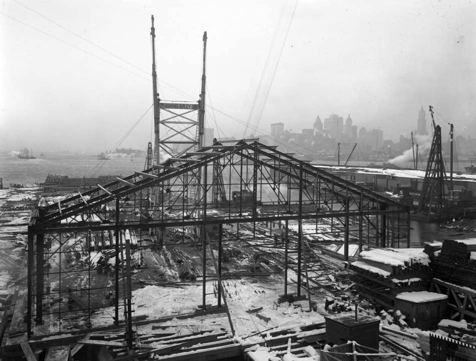 Steel Structure Being Raised For A Building On Pier 17, Joralemon Street, Brooklyn, 1916.