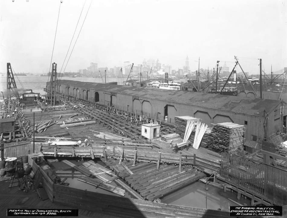 Pier 17, Joralemon Street, Brooklyn, 1916.