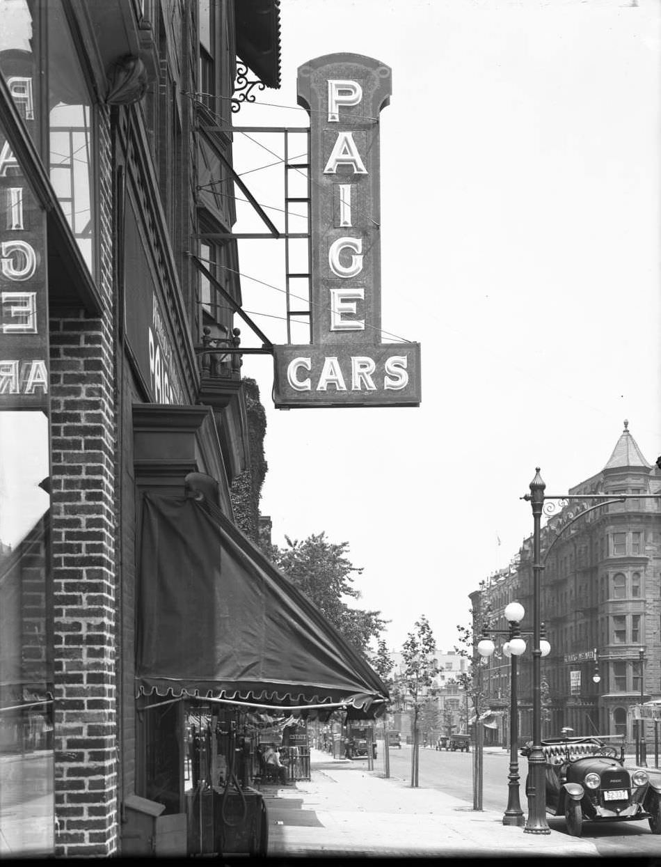 Paige Cars At 1410 Bedford Avenue, Brooklyn, 1916.