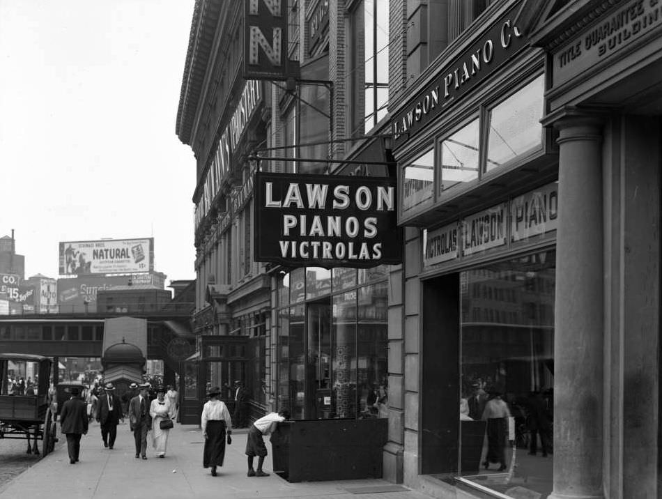 Lawson Pianos, 372 E. 149Th Street, 1916.