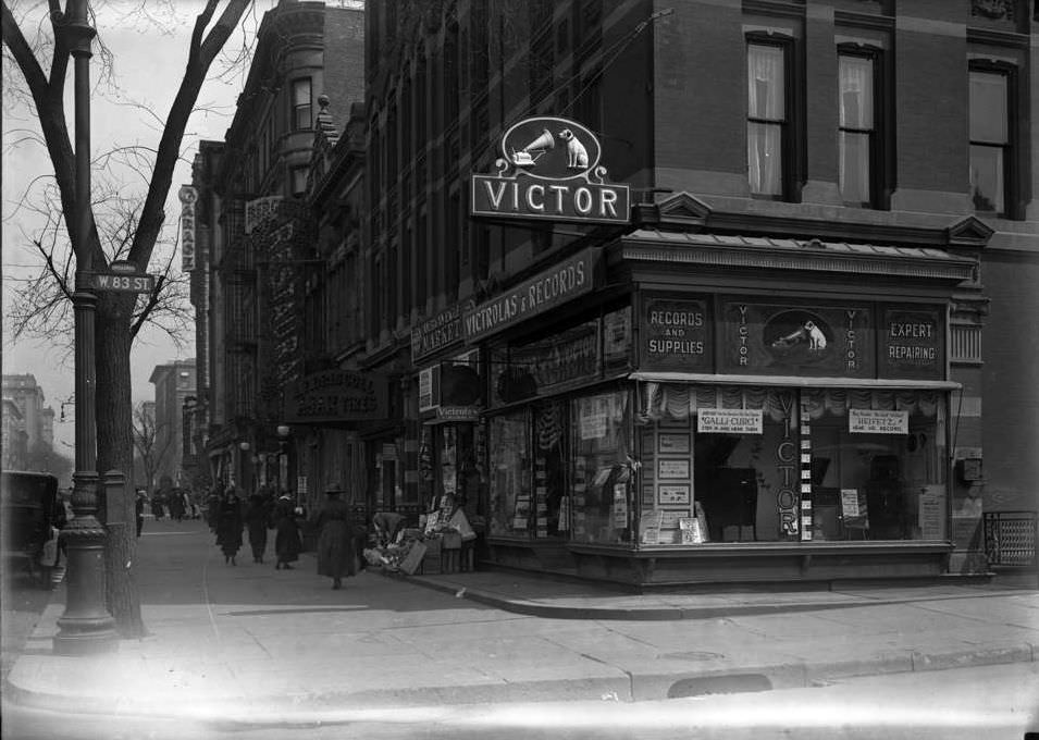 Rca Victor, Broadway And W. 83Rd Street, 1918.