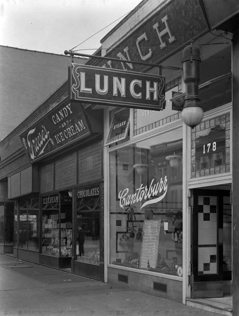 Canterbury Lunch At 178 E. 125Th Street, 1916.