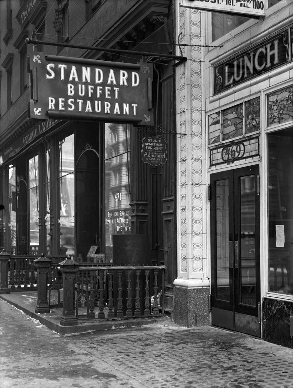Standard Buffet Restaurant, Fourth Avenue, 1917.