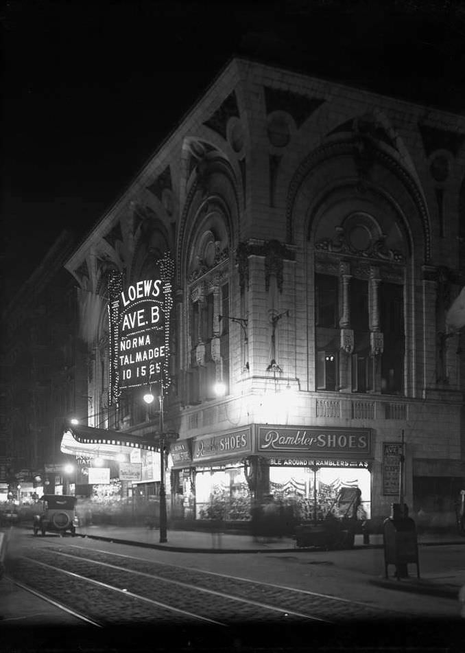 Night View Of The Loew'S Avenue B Theatre, 1917.