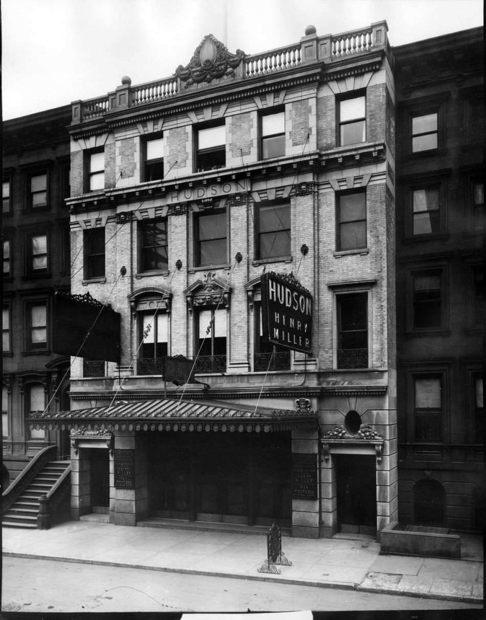 Manhattan: The Hudson Theatre, 1904.