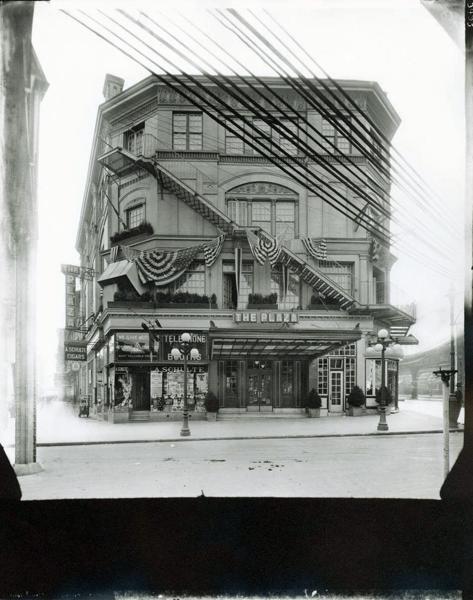 The Plaza Theatre, Fulton Street And Flatbush Avenue, Brooklyn, 1917.