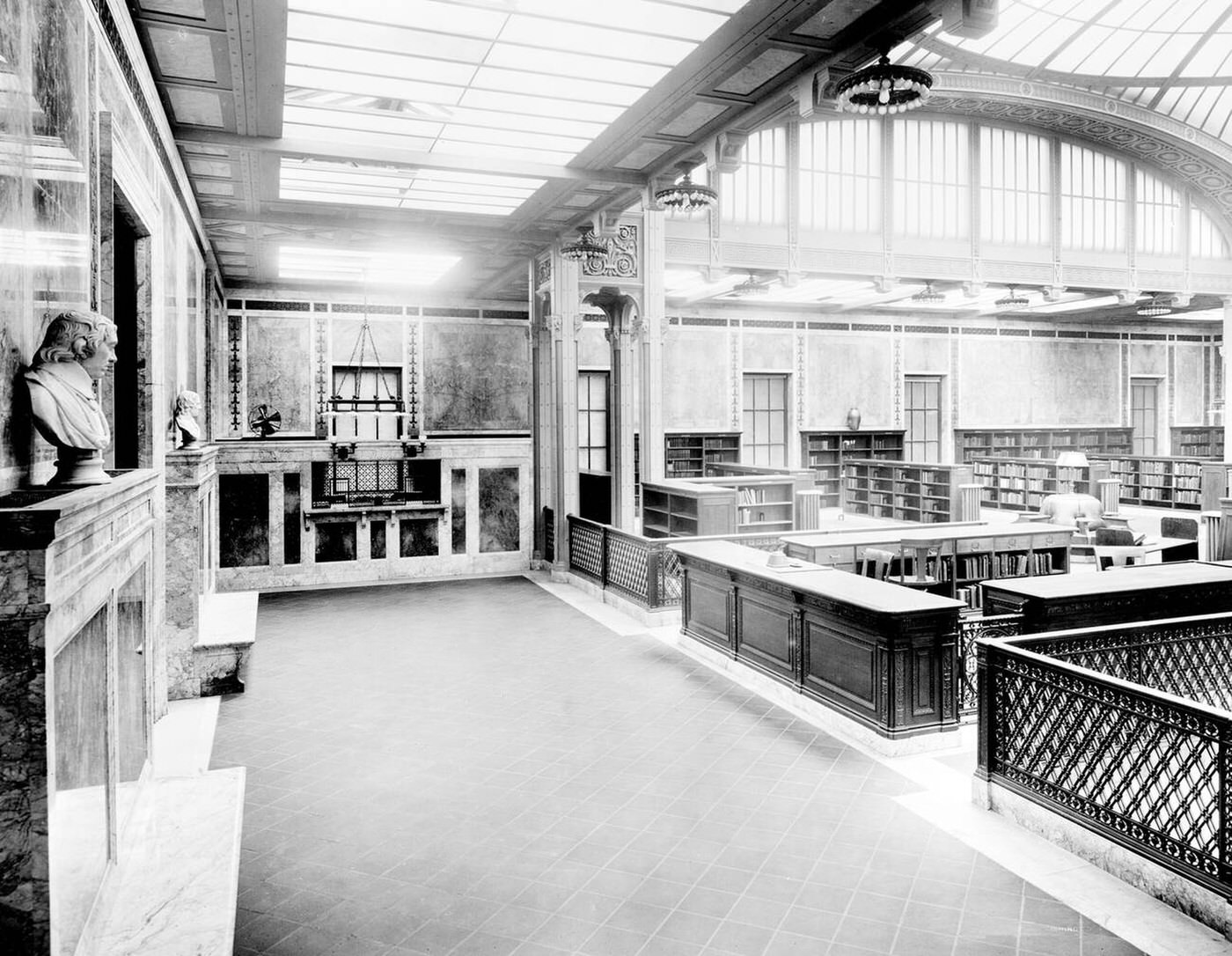 New York Public Library, Main Branch, Circulating Library, 1910S.