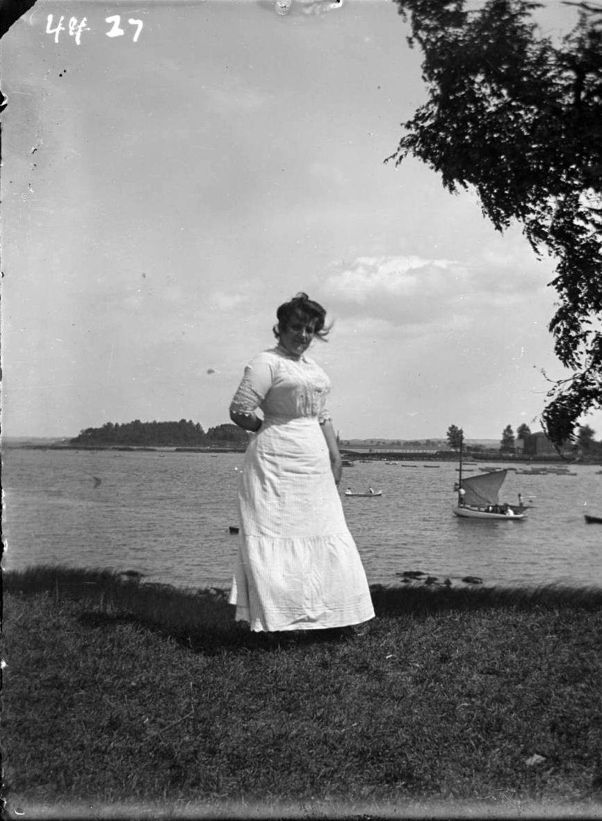 Unidentified Woman At The Water'S Edge On Labor Day At Orchard Beach, Bronx, 1910.