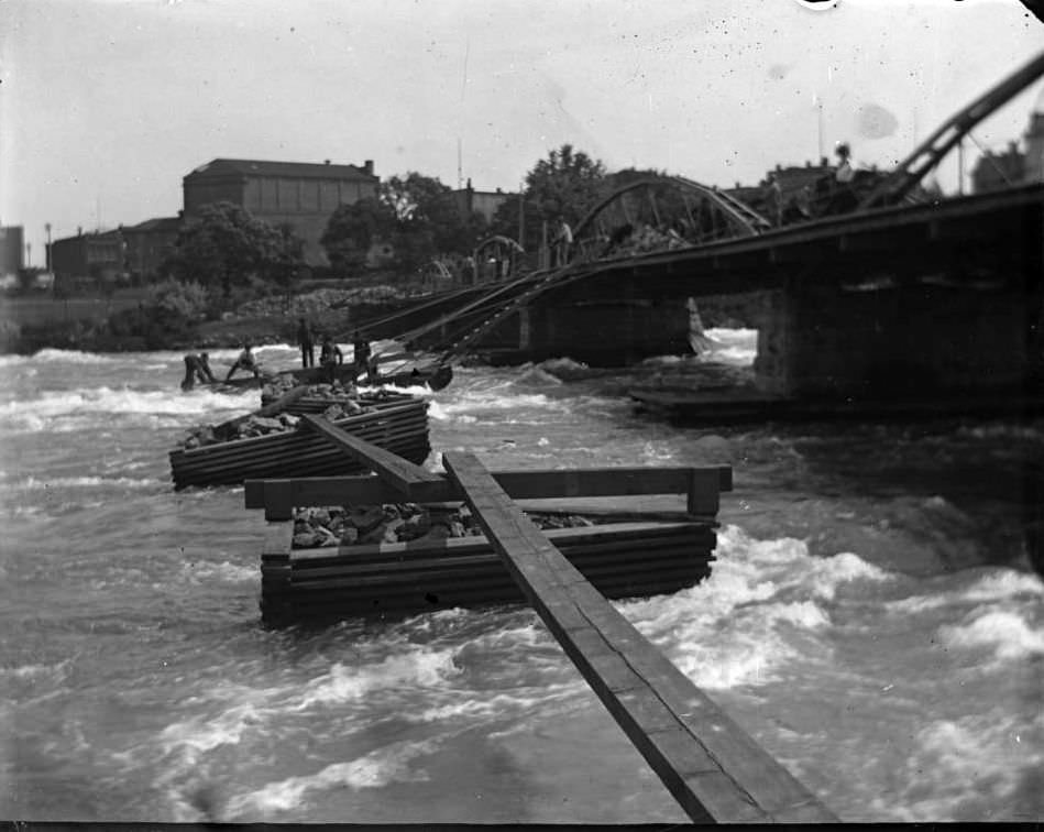 The New Concrete Pelham Bridge To Pelham Bay Park Under Construction, Bronx, 1903.