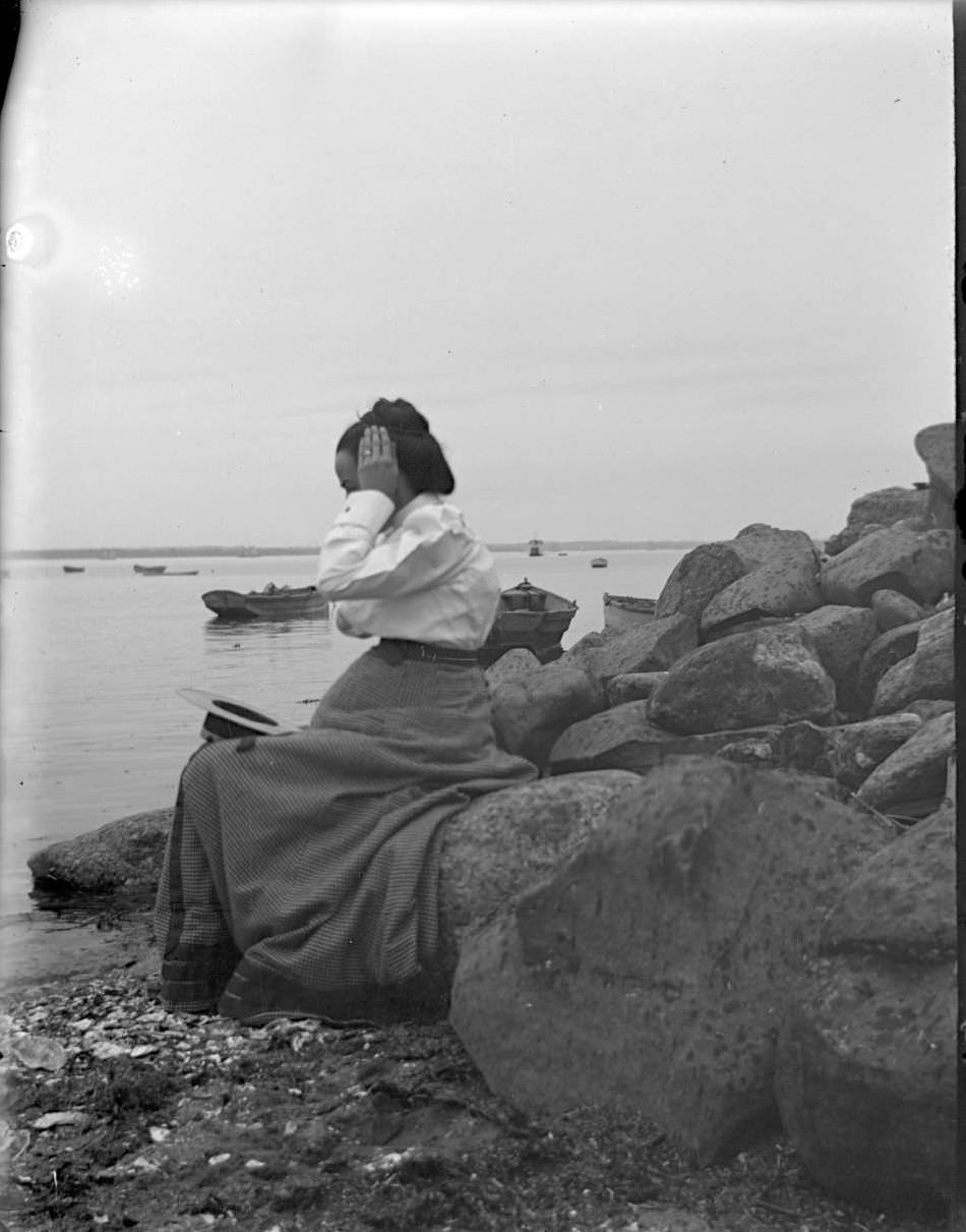 Mrs. Stonebridge, Lohbauer Park, Throggs Neck, Pelham Bay, Bronx, 1898.
