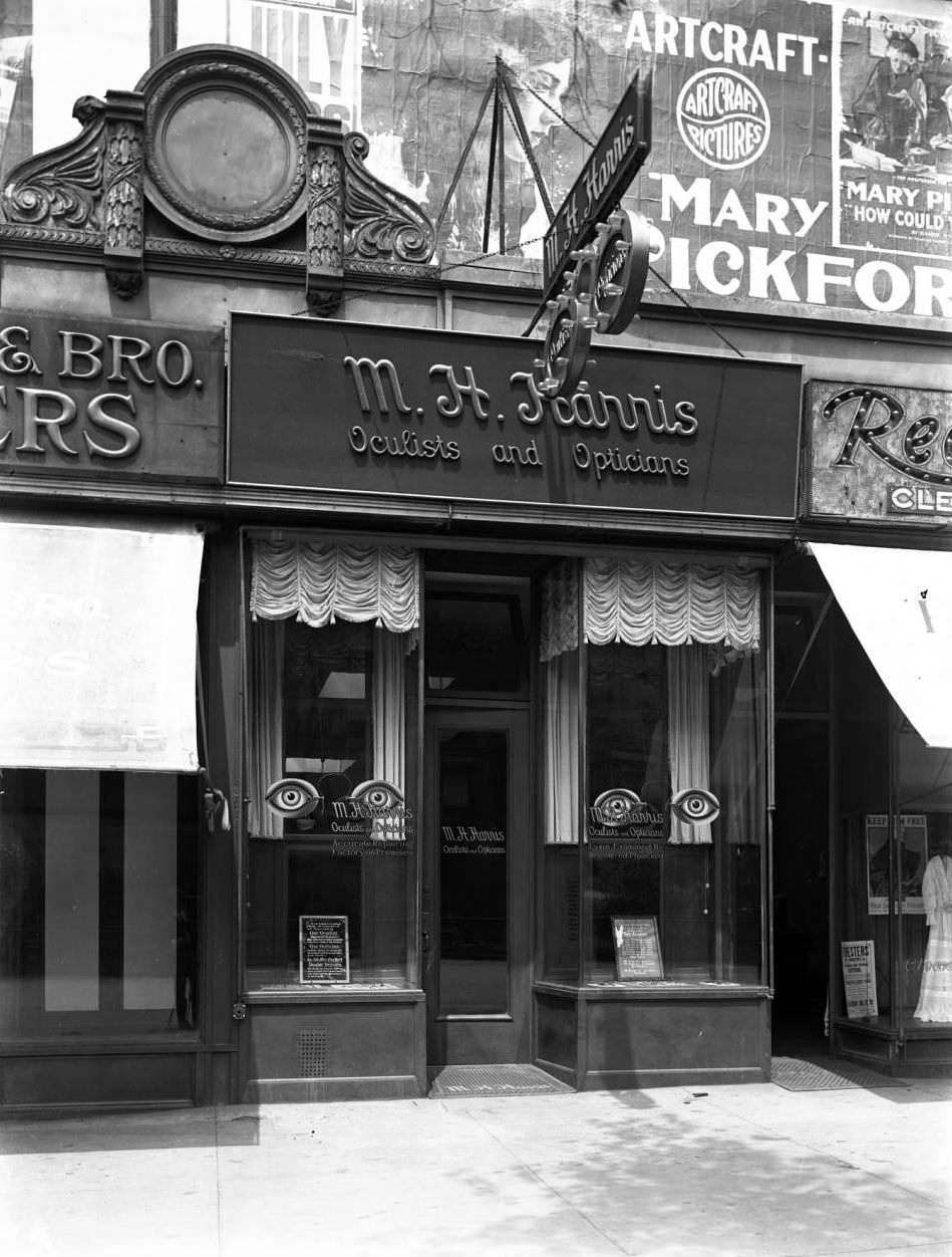 Broadway And W. 98Th Street Storefront For M.h. Harris, Oculists And Opticians, 1918.