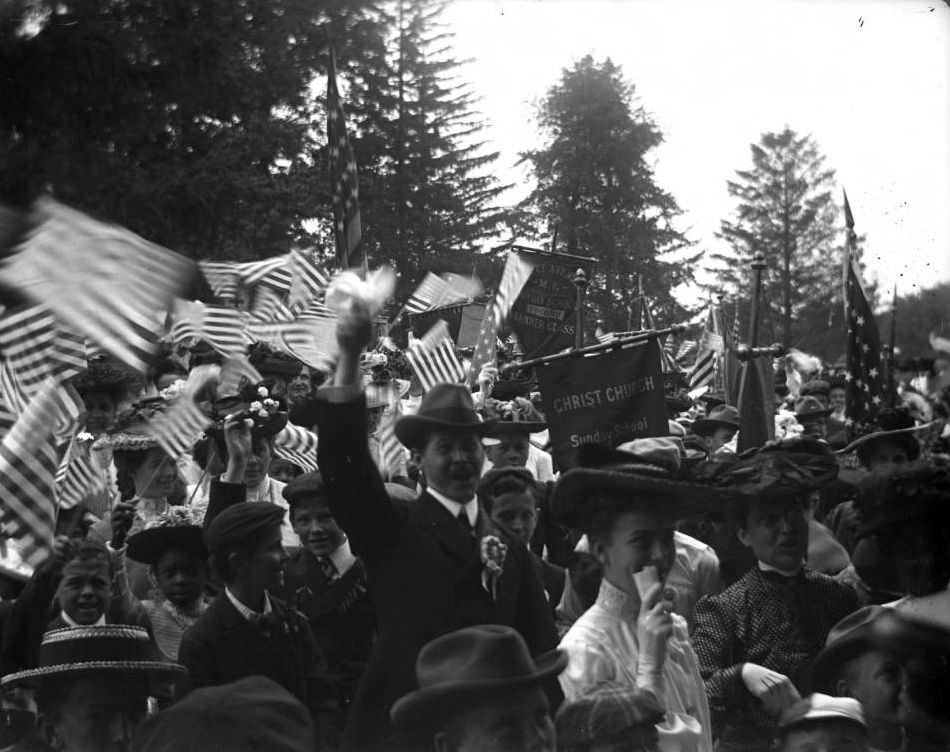 Sunday Schools Parade In Claremont Park, Bronx, 1903.