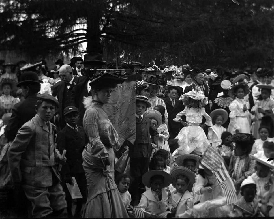 Sunday Schools Parade In Claremont Park, Bronx, 1903.