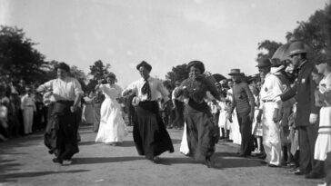 Women Racing Orchard Beach 1900S