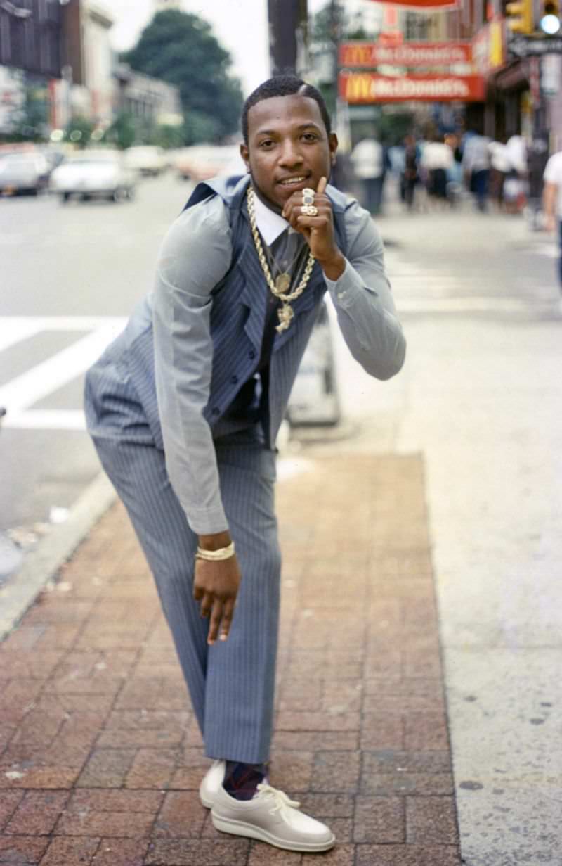 Boomboxes, Breakbeats, And Bold Style: Nyc Hip-Hop Scenes In The 1980S