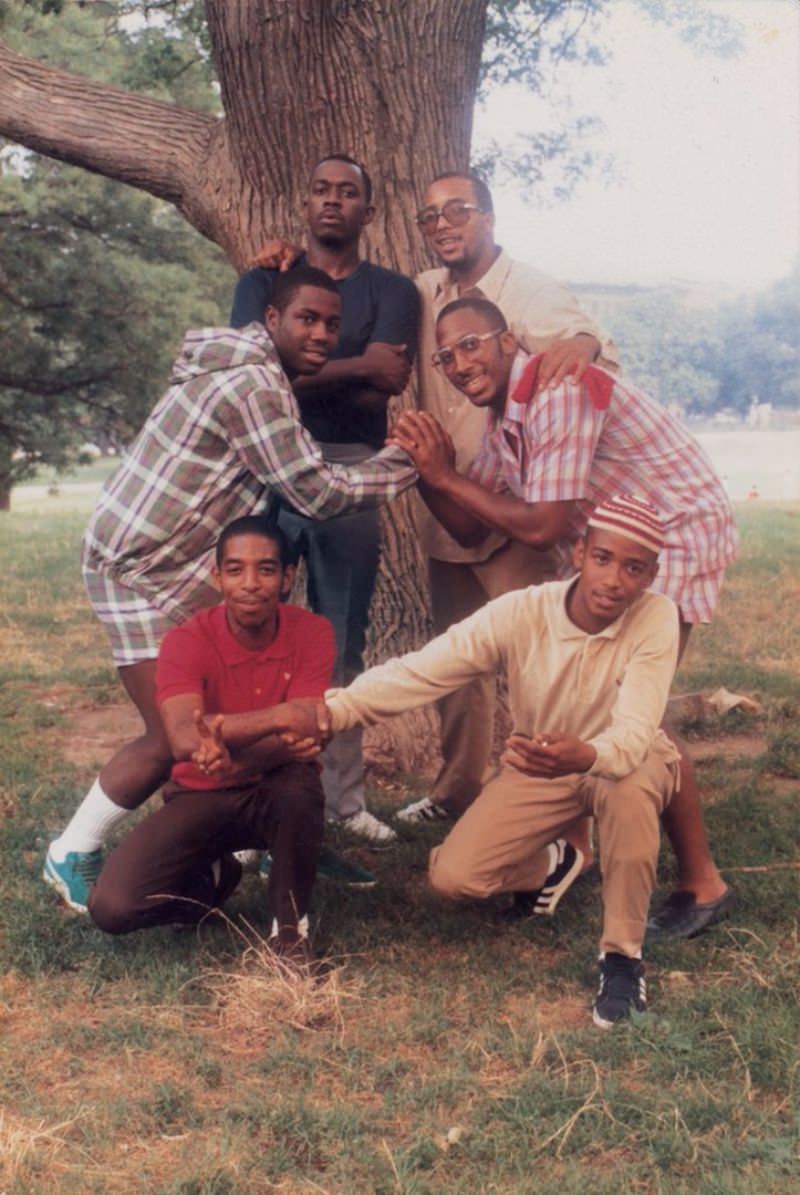 Boomboxes, Breakbeats, And Bold Style: Nyc Hip-Hop Scenes In The 1980S