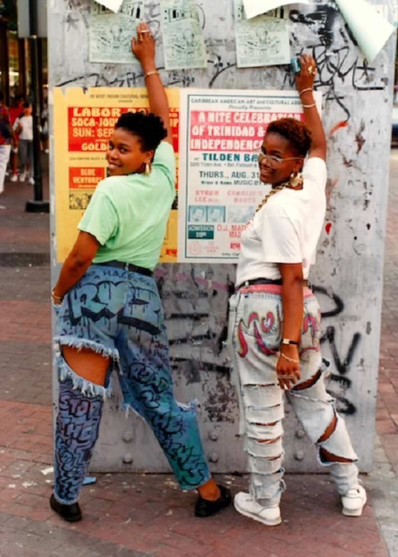 Boomboxes, Breakbeats, And Bold Style: Nyc Hip-Hop Scenes In The 1980S
