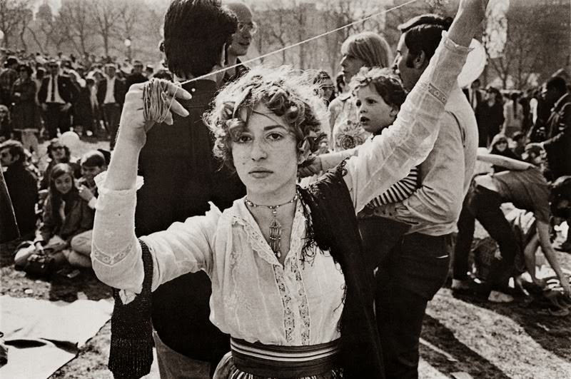 The Real Streets Of 1960S New York Through Stunning Vintage Scenes