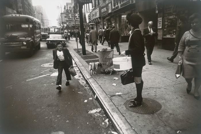 The Real Streets Of 1960S New York Through Stunning Vintage Scenes