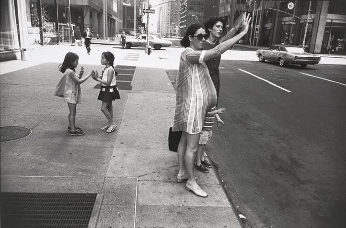 The Real Streets Of 1960S New York Through Stunning Vintage Scenes