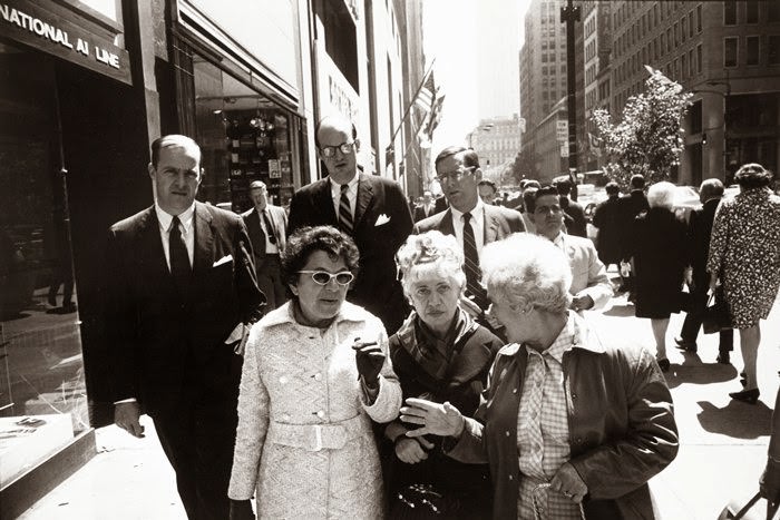 The Real Streets Of 1960S New York Through Stunning Vintage Scenes