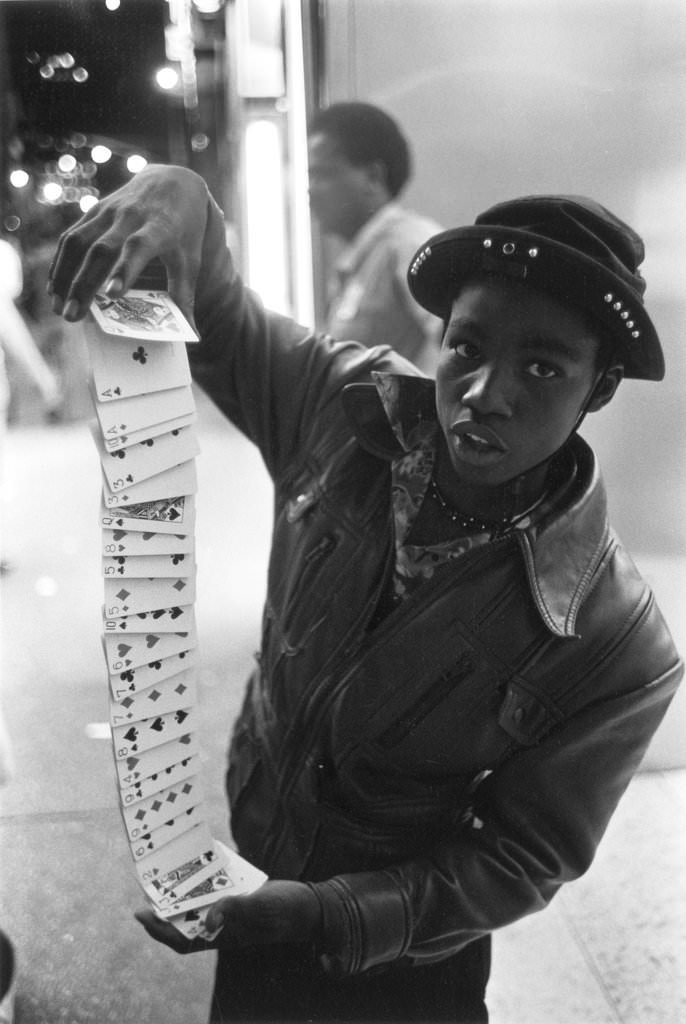 Crossroads Of Grit: Inside The Raw, Real Times Square Of The 1970S By Kenneth Siegel