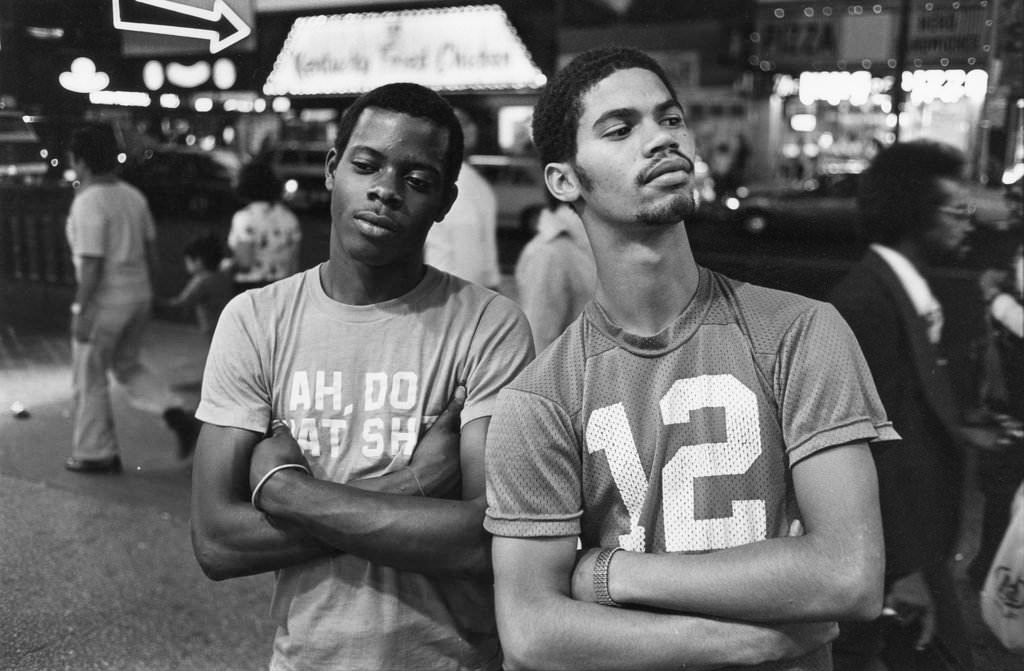 Crossroads Of Grit: Inside The Raw, Real Times Square Of The 1970S By Kenneth Siegel