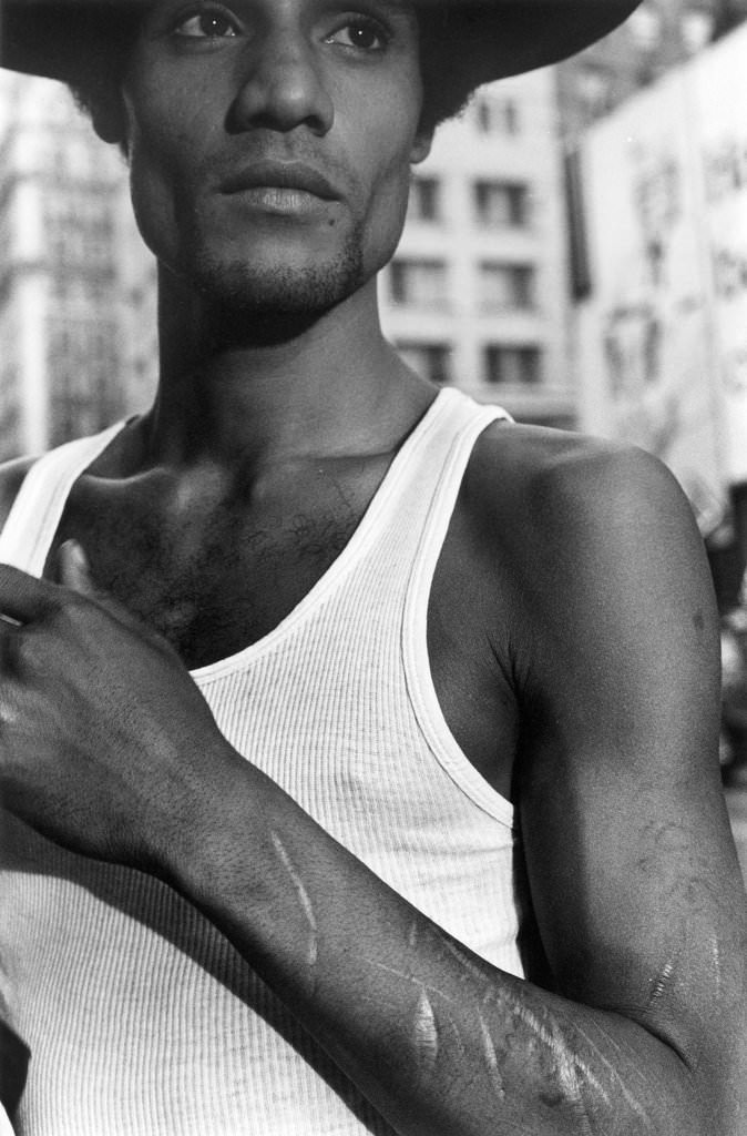 Crossroads Of Grit: Inside The Raw, Real Times Square Of The 1970S By Kenneth Siegel