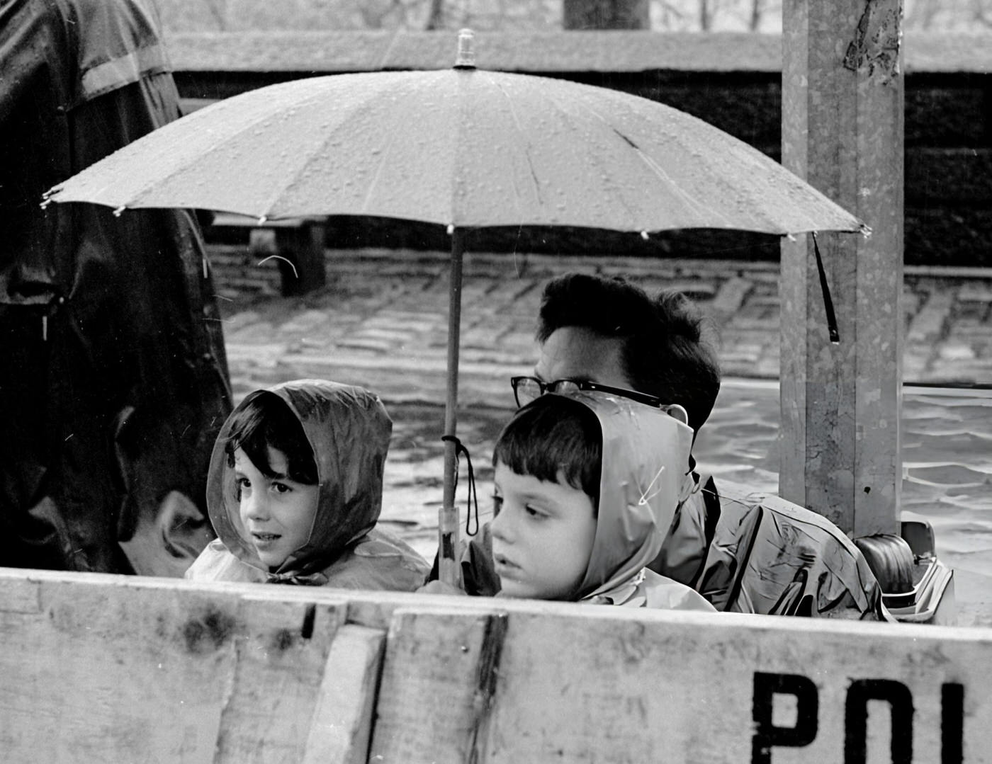 Daddies Help Their Children Watch Macy'S Thanksgiving Day Parade, 1961.