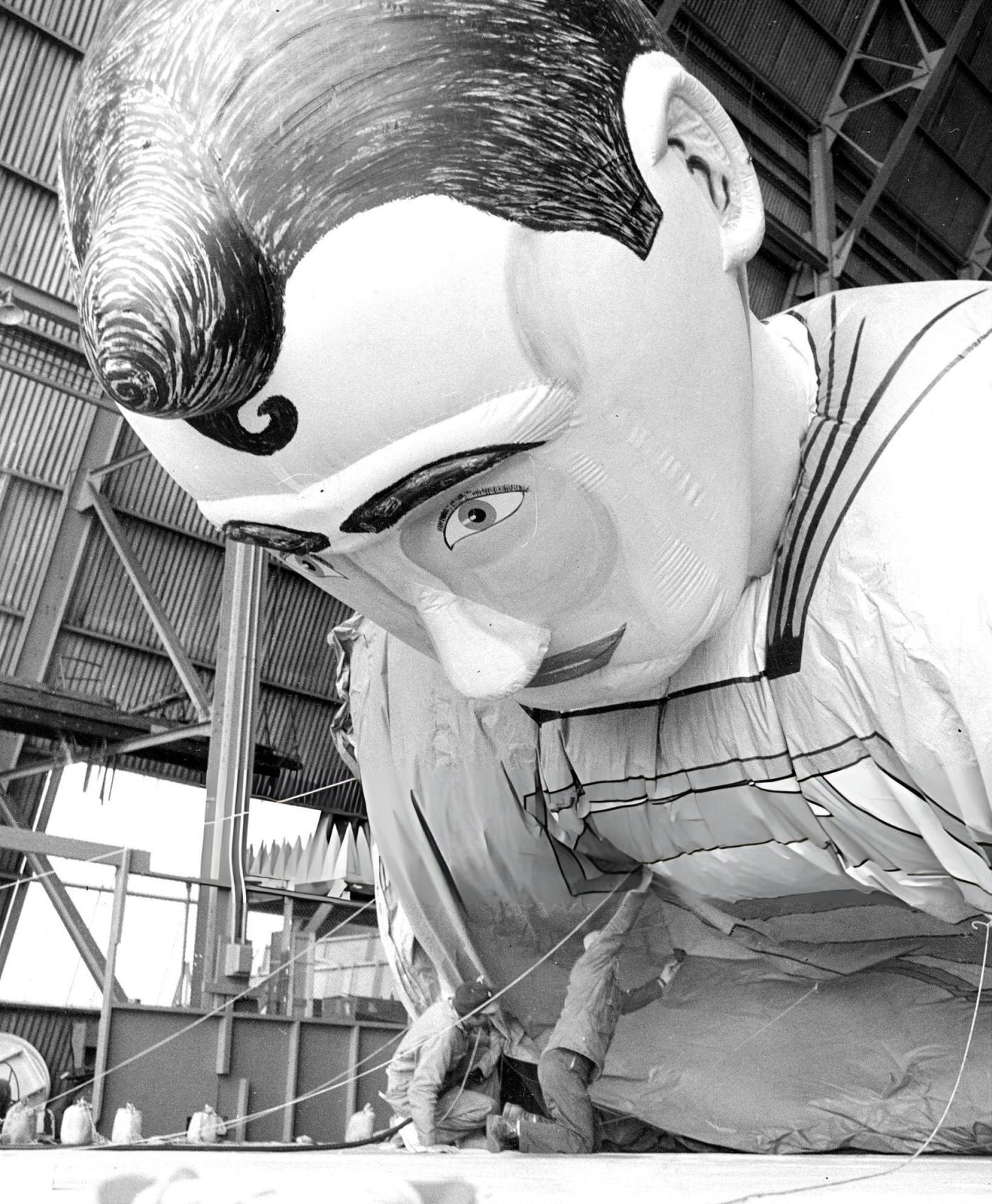 Workers Fill Superman With Helium For Macy'S Thanksgiving Day Parade, 1961.