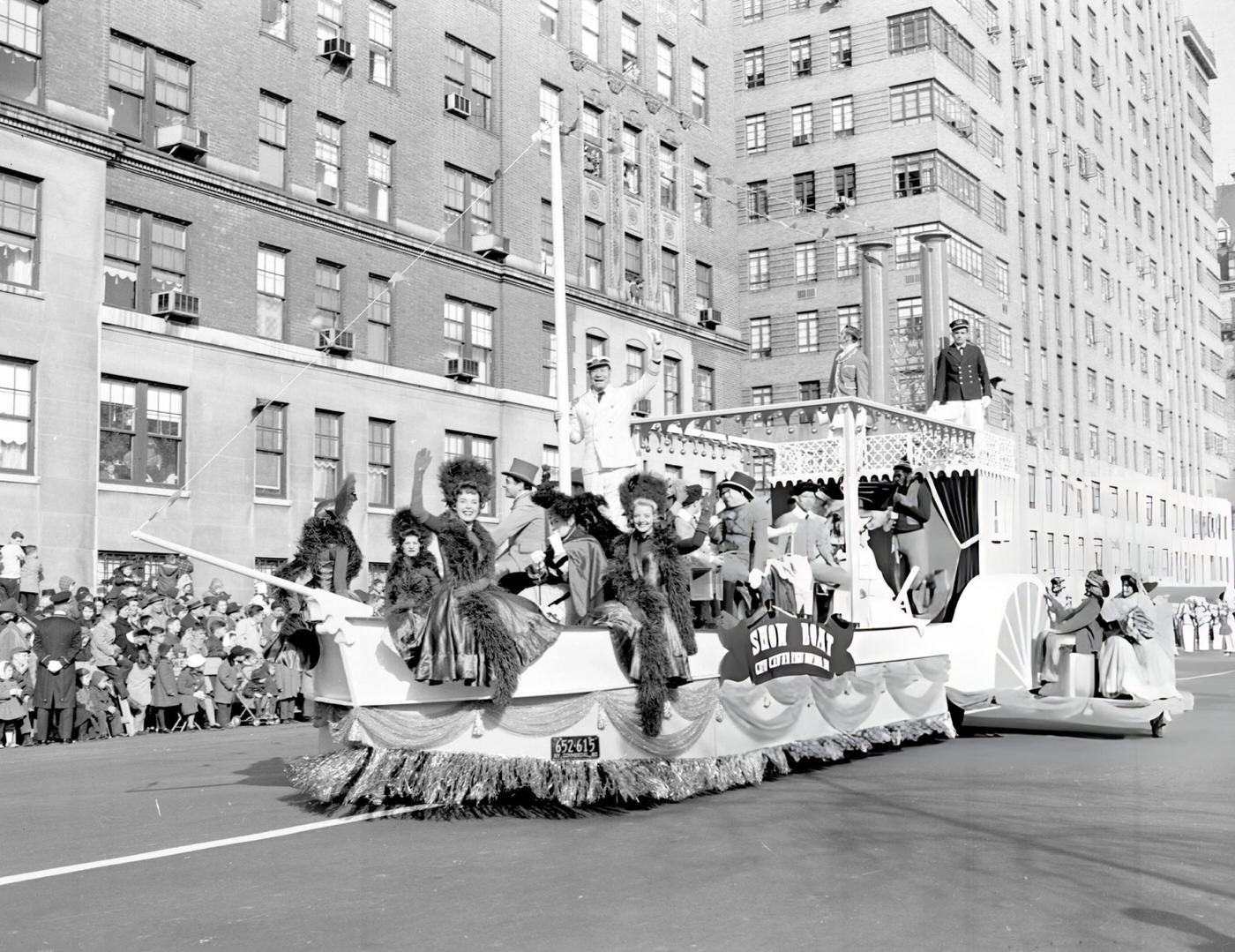 Joe E. Brown Shouts Greetings From A Showboat In Macy'S Thanksgiving Day Parade, 1960.