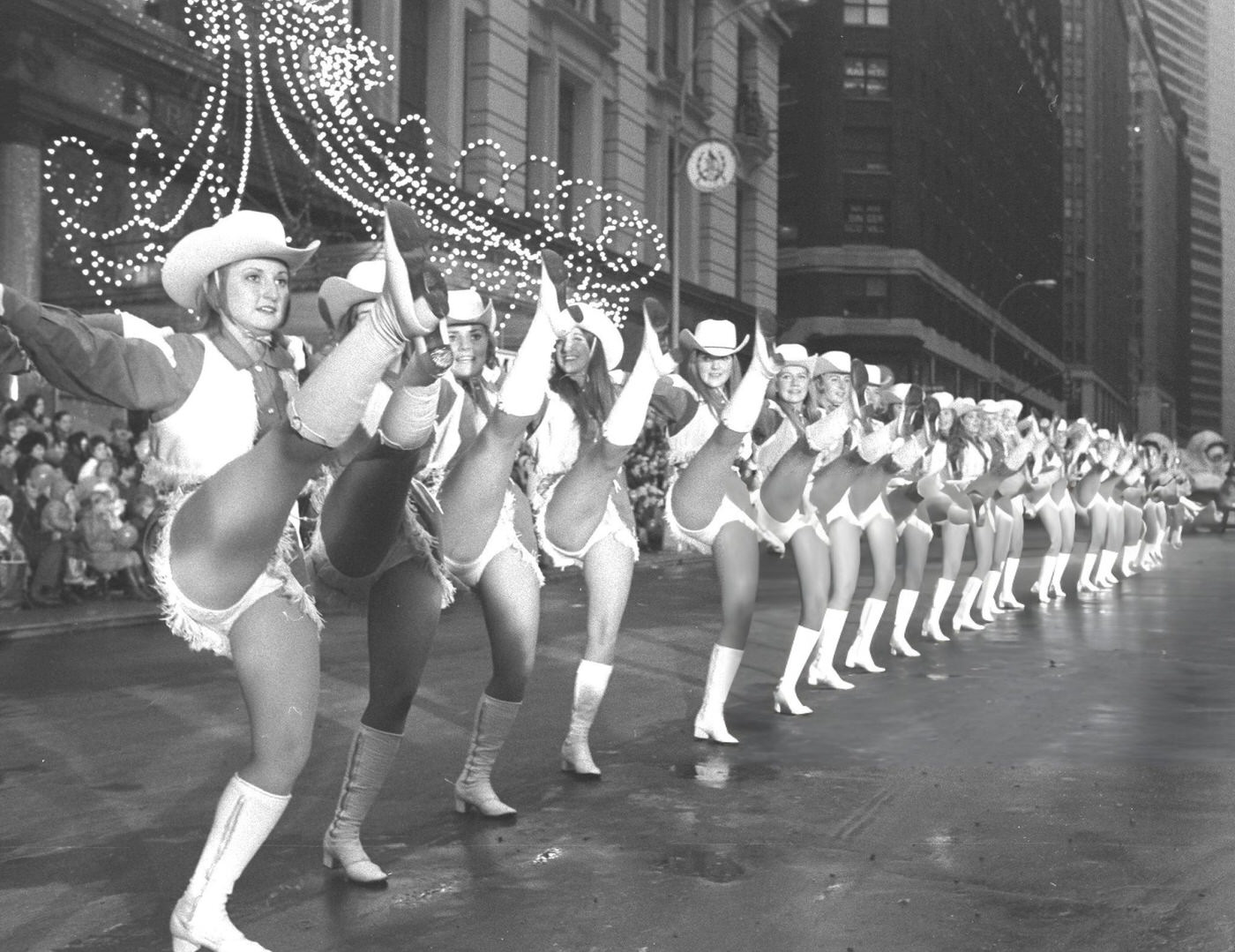 Texas Girls From Cisco Junior College March In Macy'S Thanksgiving Day Parade, 1972.