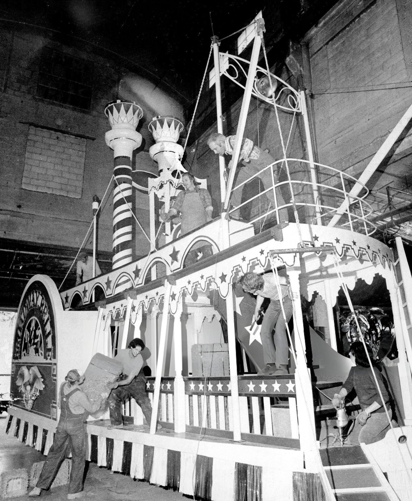 The Showboat Float Is An Annual Star Of Macy'S Thanksgiving Day Parade, 1972.