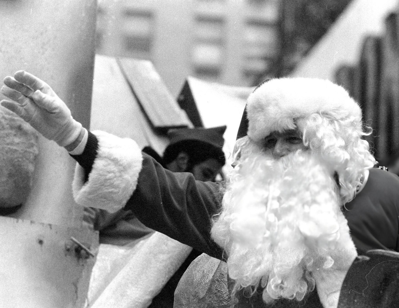 Santa Claus Is On Hand To Remind Everyone That The Christmas Shopping Season Has Officially Begun At The 51St Annual Macy'S Thanksgiving Day Parade, Which Wound Through Manhattan, 1972.