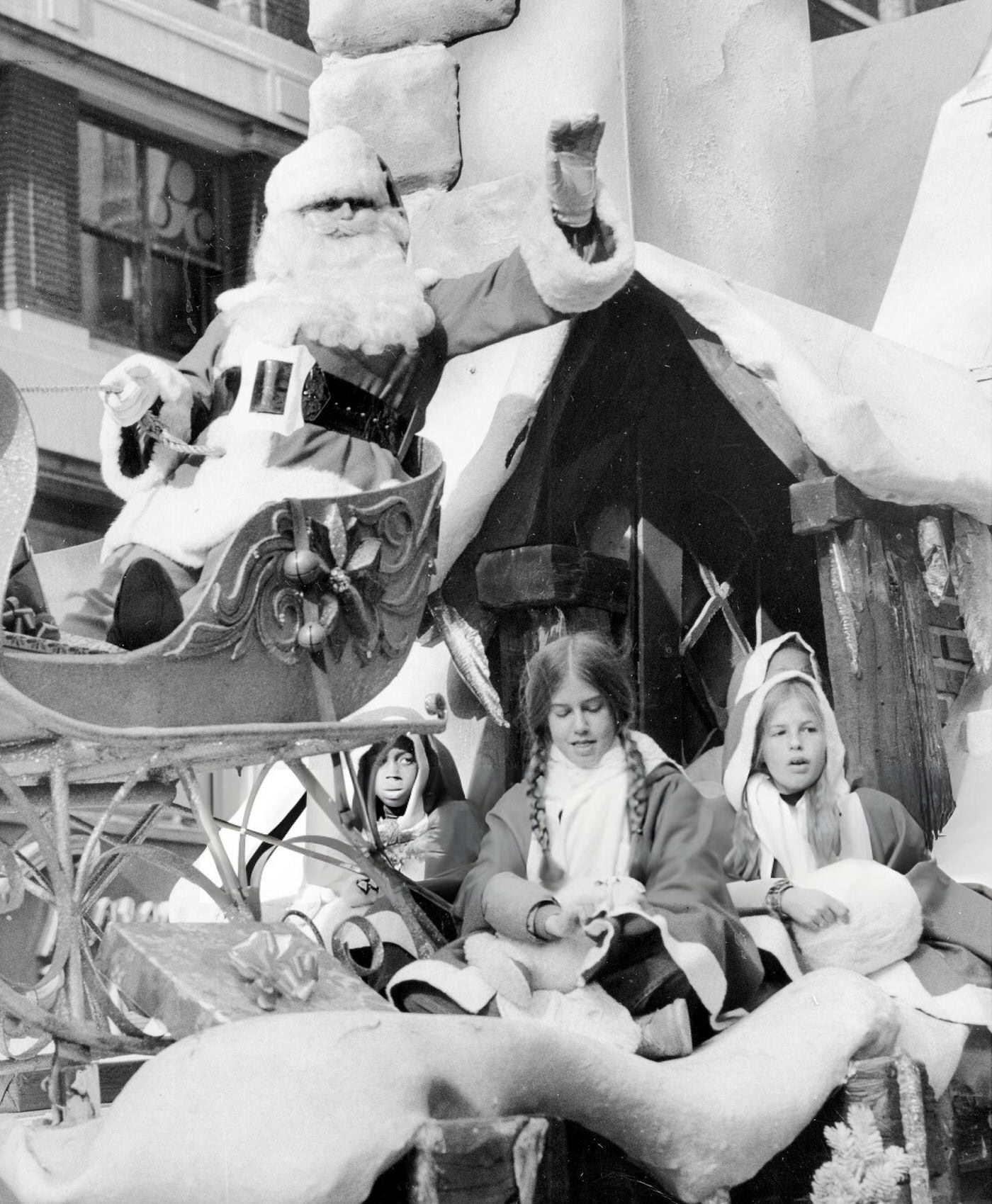 Santa Claus Is Seen At The End Of Macy'S Thanksgiving Day Parade, 1972.