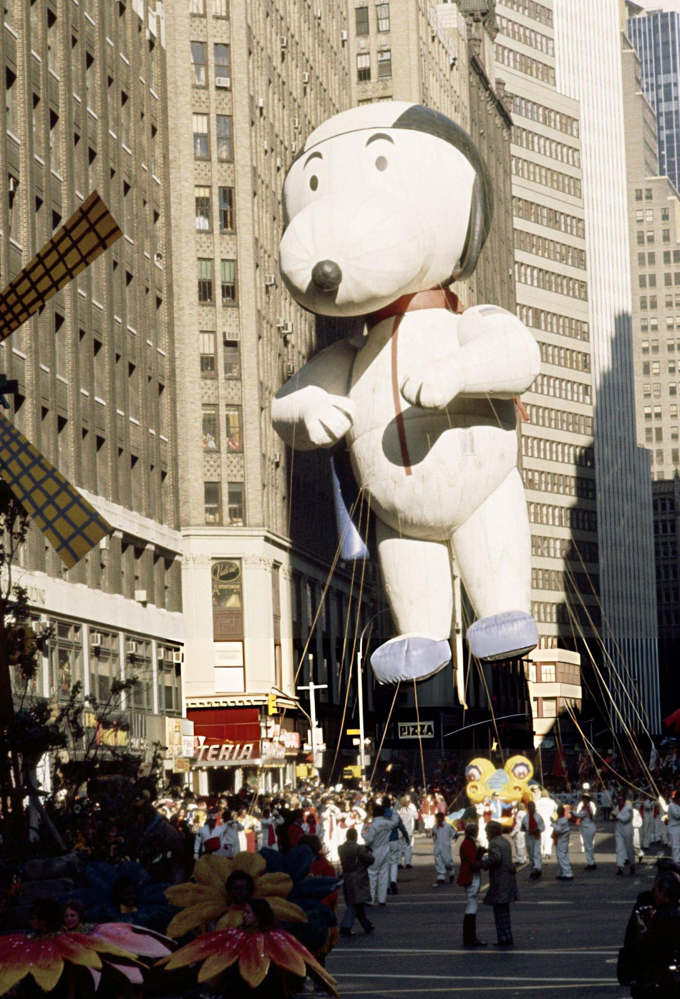 A Snoopy Balloon Passes Over The Crowd During The 1970 Macy'S Thanksgiving Day Parade, 1970.
