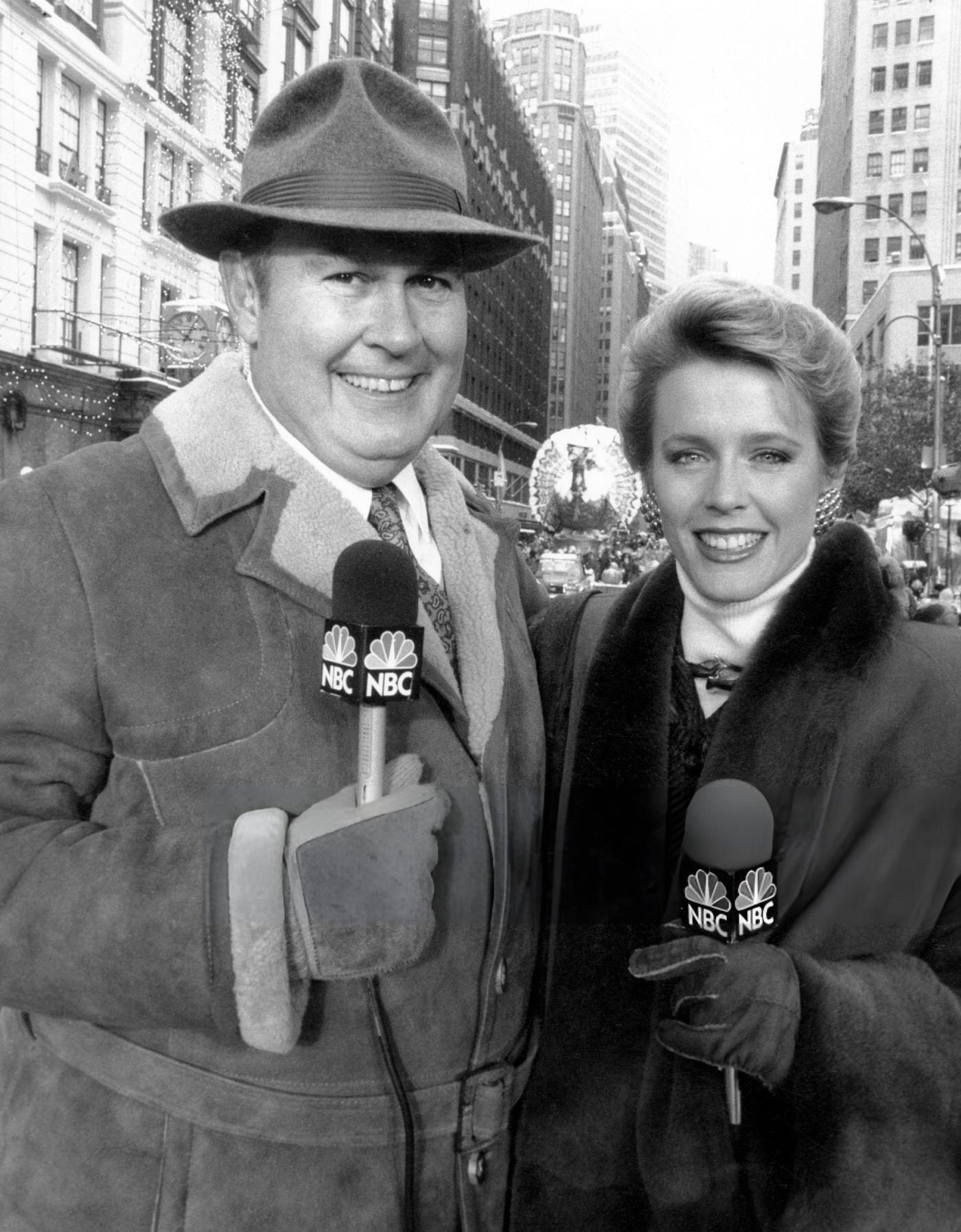 Co-Hosts Willard Scott And Deborah Norville During The Macy'S Thanksgiving Day Parade, 1989.