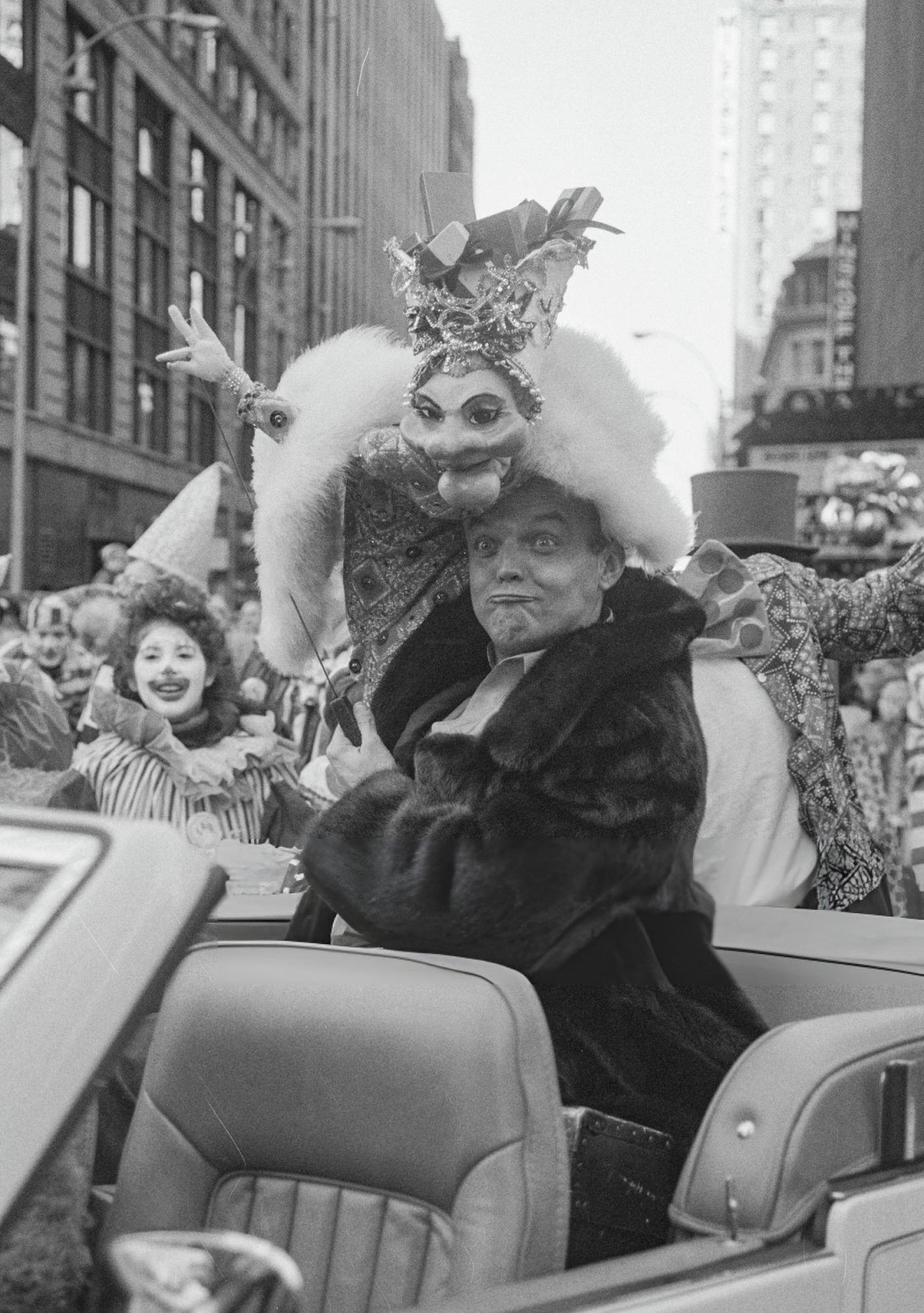 Ventriloquist Wayland Flowers Holds Up Madame During The 56Th Annual Macy'S Thanksgiving Day Parade
