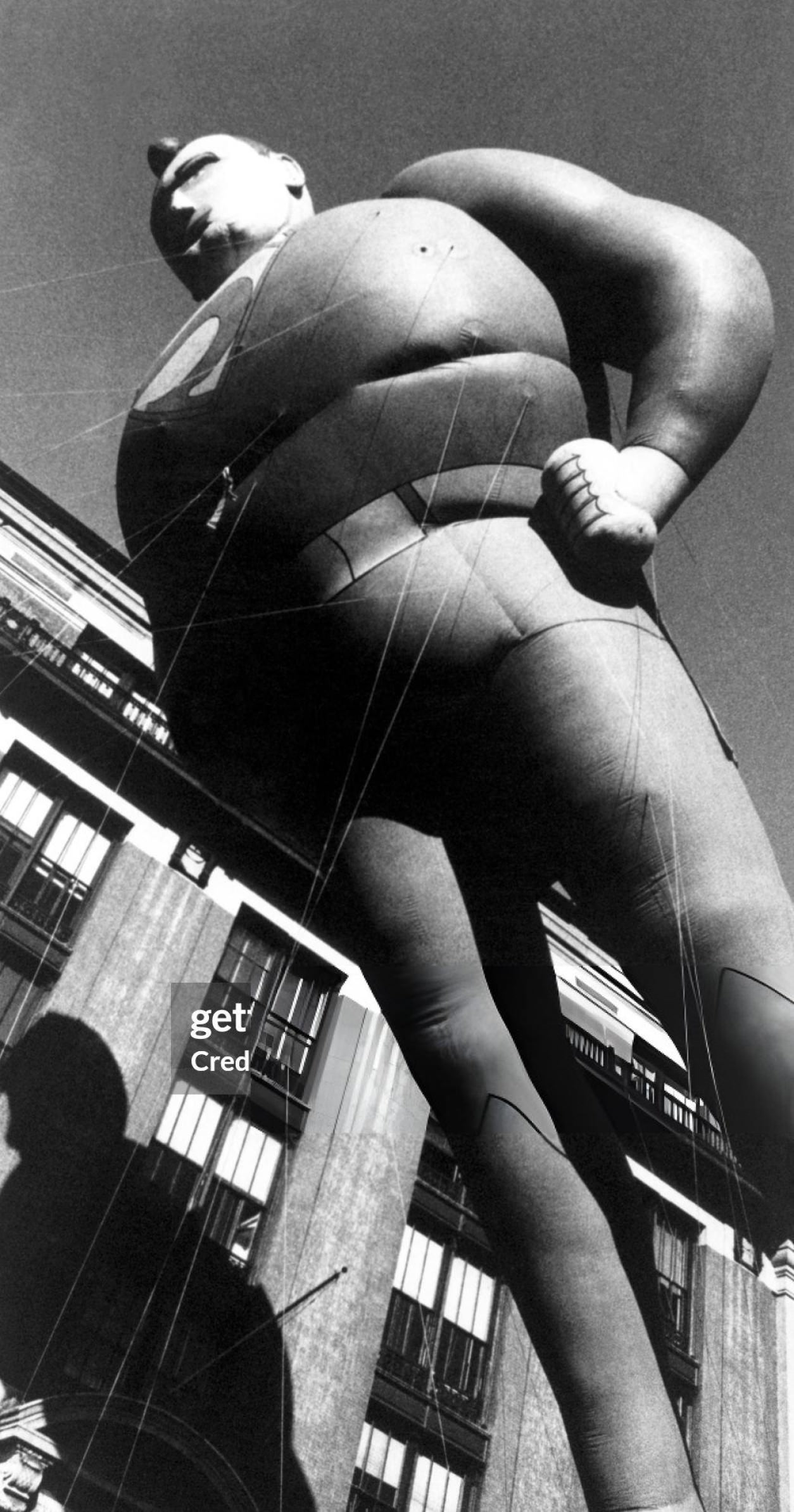 The Dc Comics Character 'Superman' Soars Over The Parade Route During The 55Th Annual Macy'S Thanksgiving Day Parade, November 26, 1981.