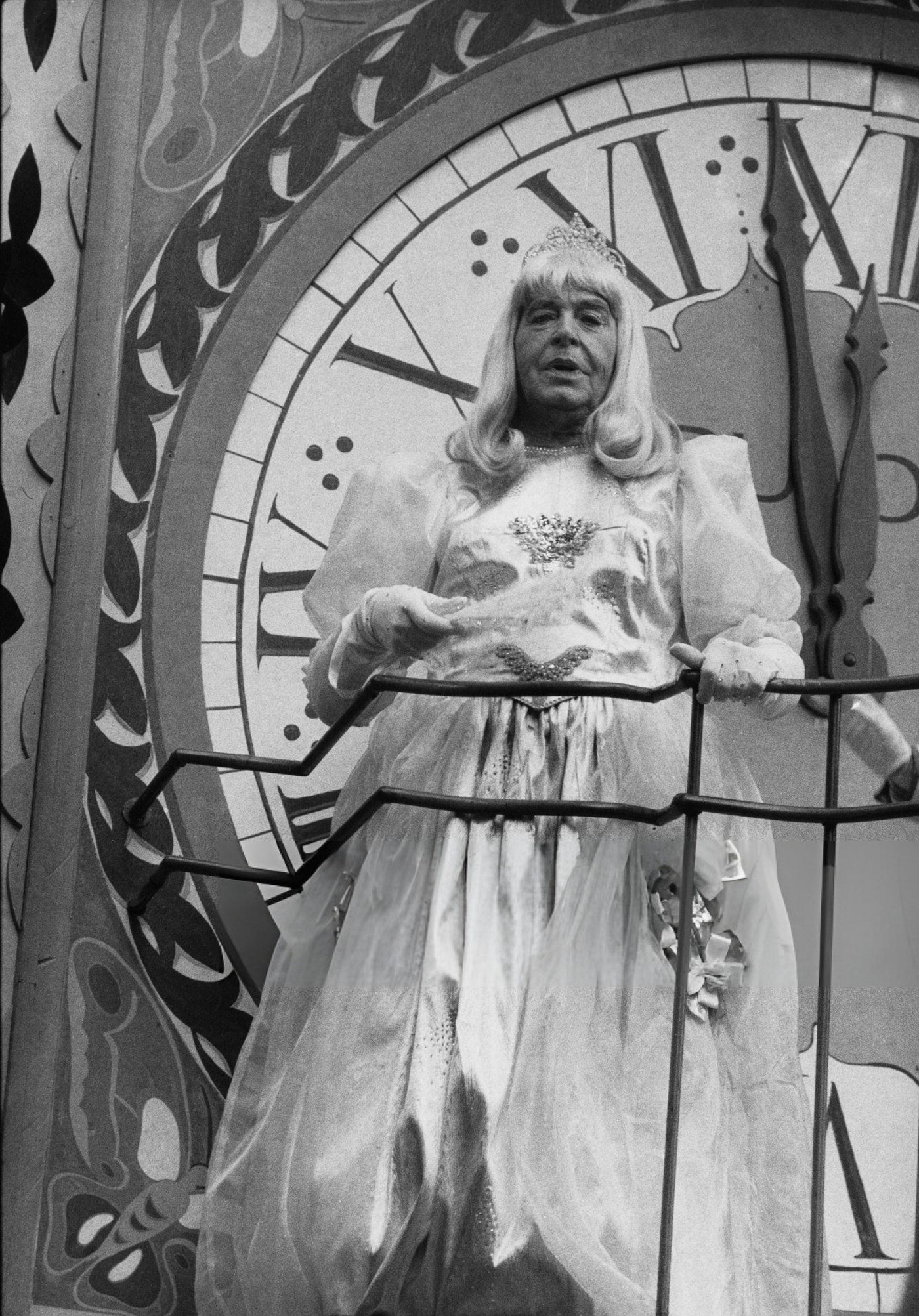 Actor And Comedian Milton Berle, Dressed As Cinderella, Serves As Grand Marshall Of The 1981 Macy'S Thanksgiving Day Parade, November 1981.